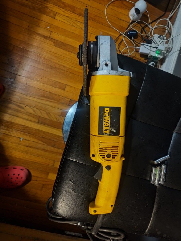 7" DeWalt Angle Grinder