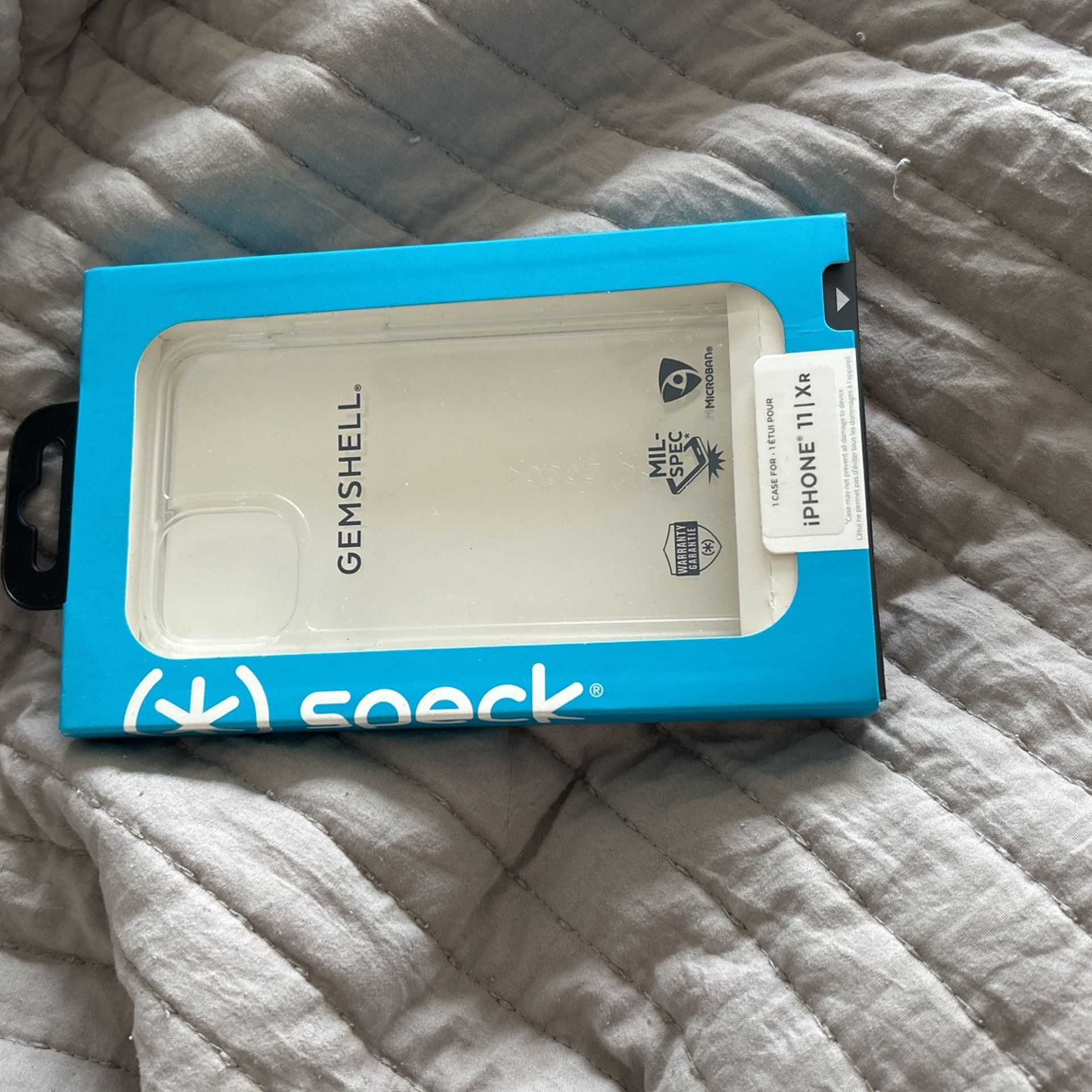iPhone 11/XR CASES