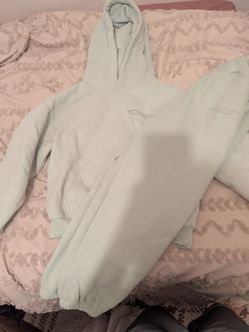 Comfrt kids size medium sweat set