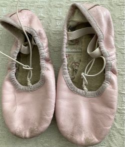 pair of Girls Bloch Size 11.5 Pink Ballet Shoes