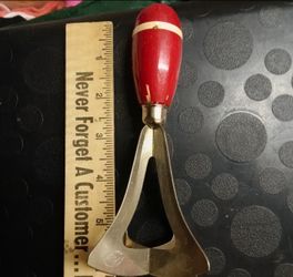 Pie cutter food chopper wood handle
