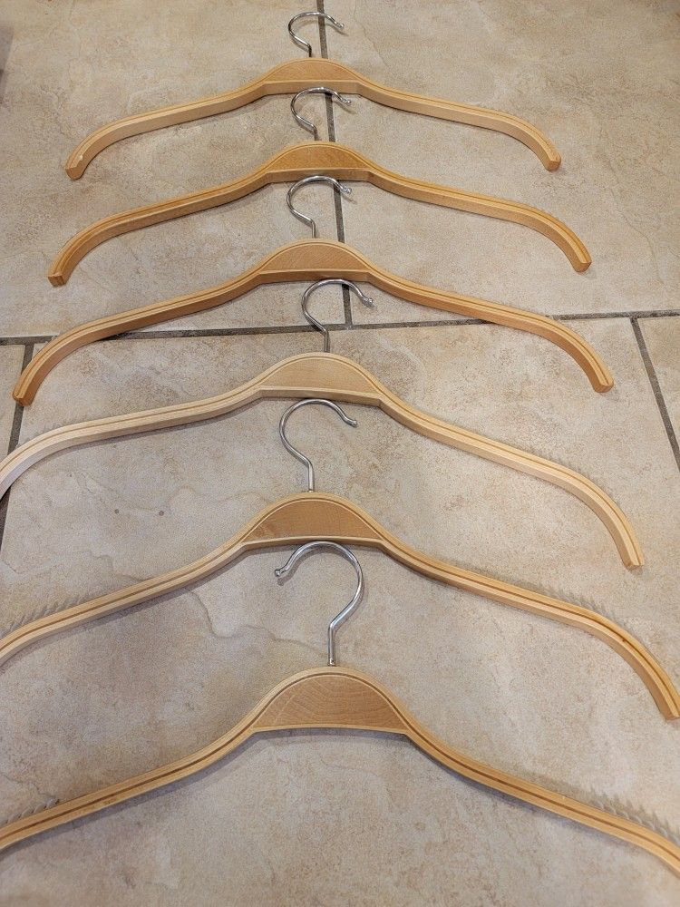 100 Hangers For $60