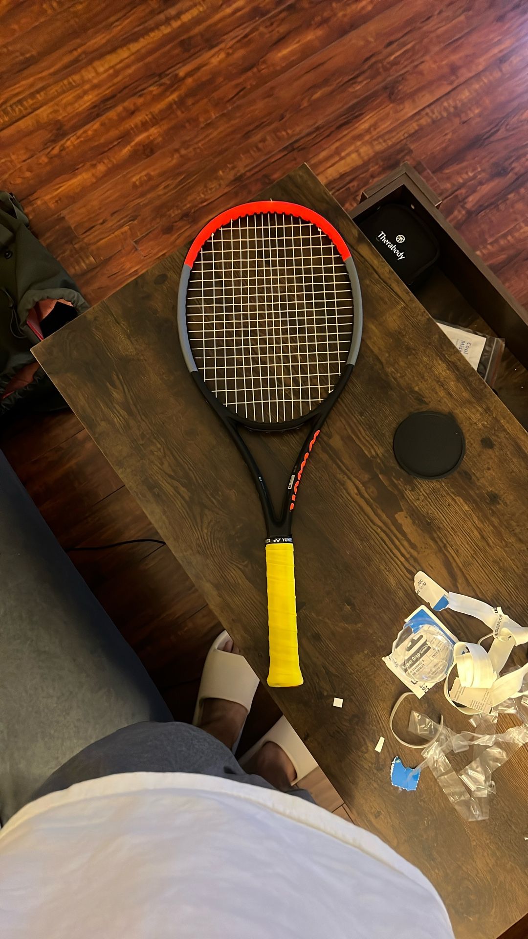 Wilson Clash 98 V1 - Grip 4 3/8 Tennis Raquet Racket