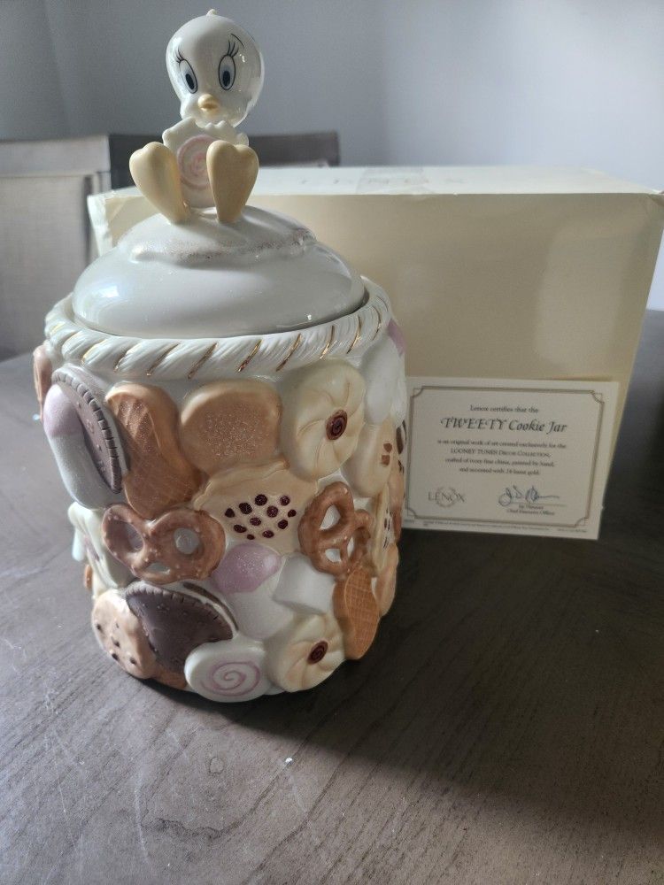 Lenox Tweety Cookie Jar
