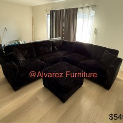 Sectional Sofa With Ottoman