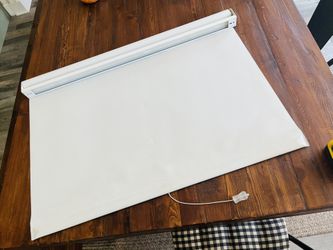 Adjustable Window Shade