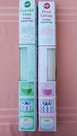 *New* Wilton Fondant Imprint Mats