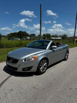 2011 Volvo C70 T5