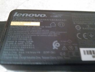 Lenovo laptop adapter 20V