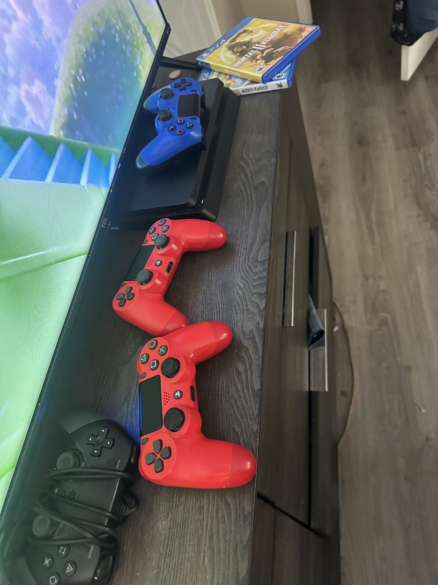 PS4
