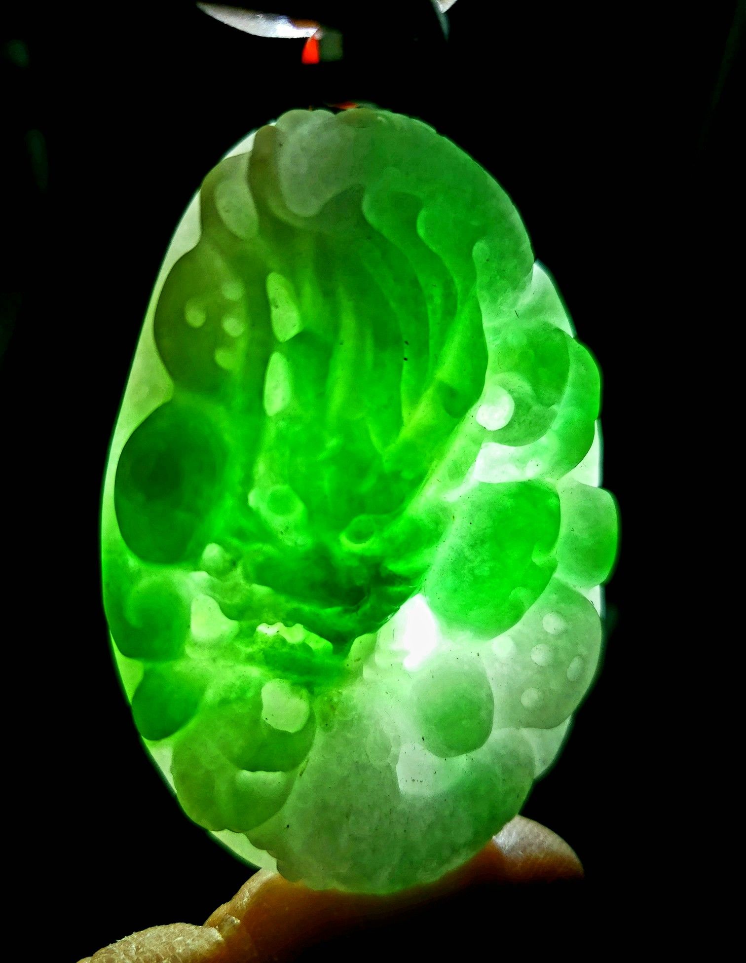Burmese icy type A jadeite jade pendant lucky Dragon. Certified.