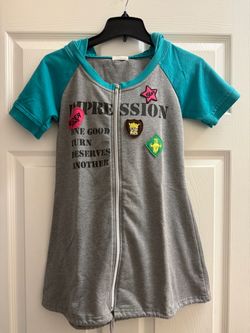 Tinkus Co., Ltd. Girls Full Zip Short Sleeve Hoodie Gray/Aqua Stars M
