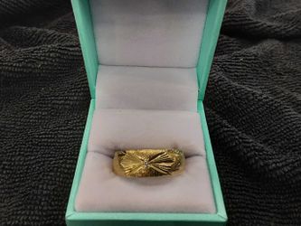 Men's Ring - Yellow Gold 10k (.417) 4.8 grams Size 6