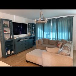 Sectional W/ Ottoman 