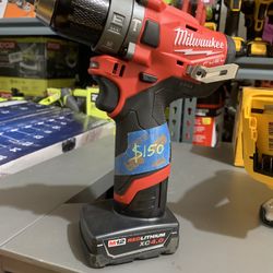 Milwaukee Hammer Drill 