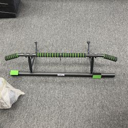 Door Pull Up Device - Fitness - Workout - Like New Excellent Condition 