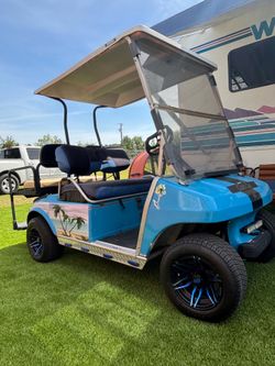 Golf cart runs good new batteries