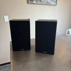 Speakers 
