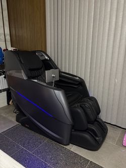 Zero Gravity Black 4D Massage Chair