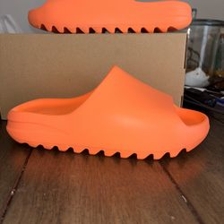 Like New Yeezy Slide Enflame Orange