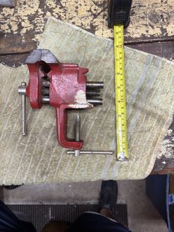 Brinks & Cotton Vise 