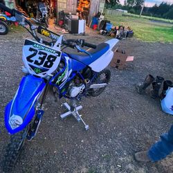 Yz 85