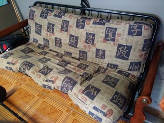 Futon for sale 90$