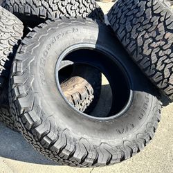 5x NEW BFGoodrich KO2 LT315/70R17 LRC 6 ply tires.  Less than 75 miles used . no damage. 2025 tire date!!! 