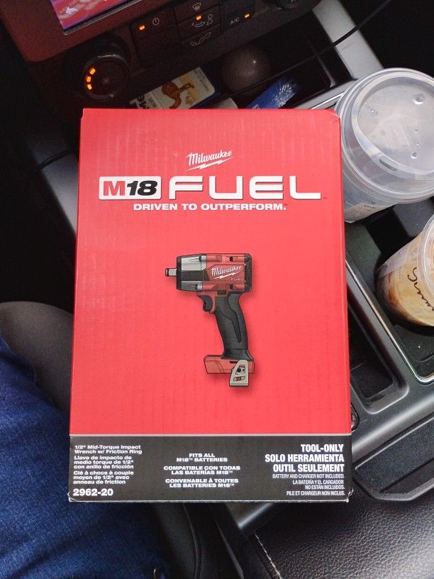 M18 FUEL MILWAUKEE HALF INCH MID TORQUE DRIVE