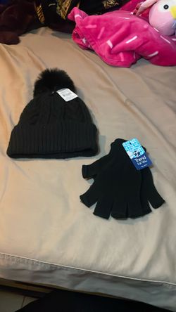 Warm Beanie and Fingerless Gloves 