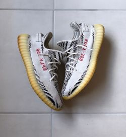 Yeezy 350 zebra size 13