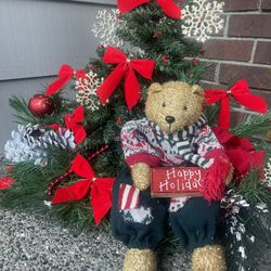 Big Christmas Indoor/ Outdoor Arrangement, Decor Tree