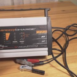 Battery Charger 