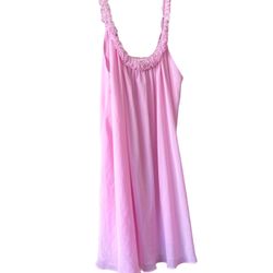 OSCAR DE LA RENTA PINK LABEL Ruffle Embellishment Nightgown. XL It has a lining slip for a flowy feel Comes from a smoke and pet free household  B29 