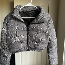 Current Mood Crop Trippy Puffer Jacket Size M