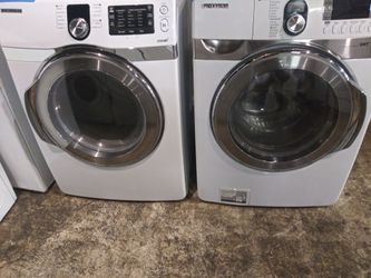 Samsung front load washer and dryer set working perfectly