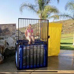 RENT Dunk TANK