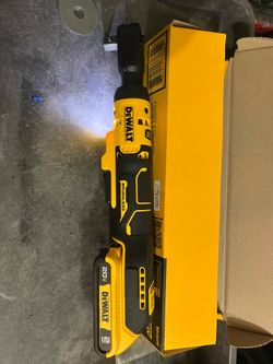 XR 20-volt Max Variable Speed Brushless 1/2-in
