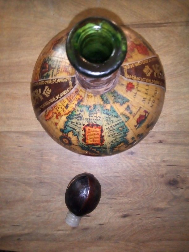 Italy Leather Wrapped Decanter Wine Bottle Old World Map Globe