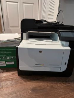 HP Laserjet CM1415FNW