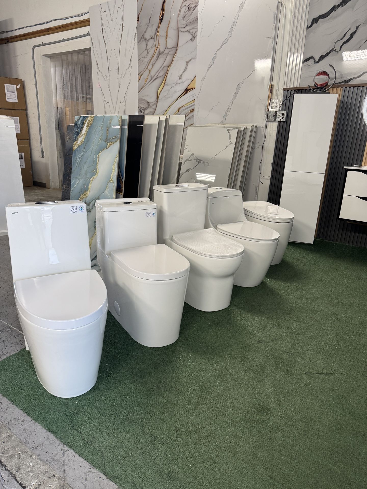 One Piece Toilet