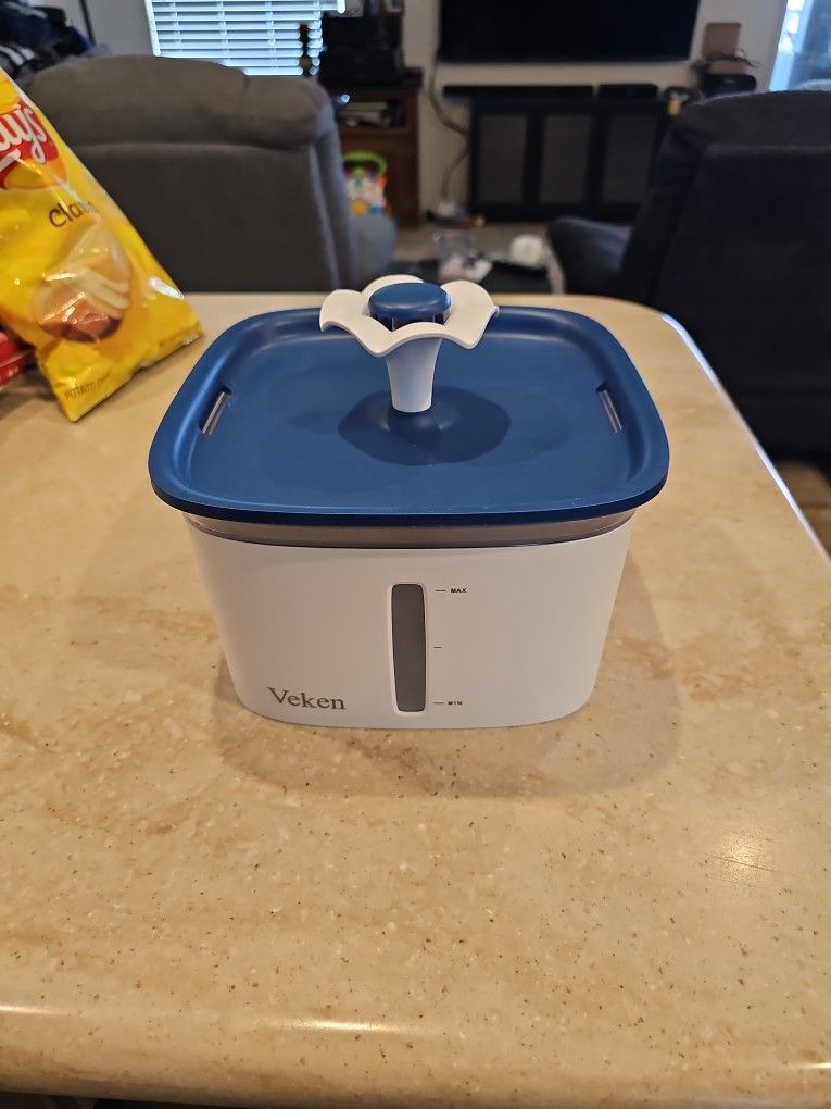Pet Water Fountain