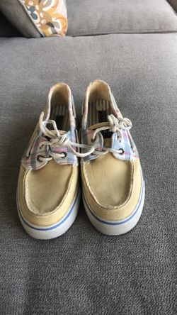 SPERRY boat shoes- size 6