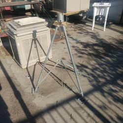 Fifth 5th Wheel  Tripod  Front Stablizer Stand