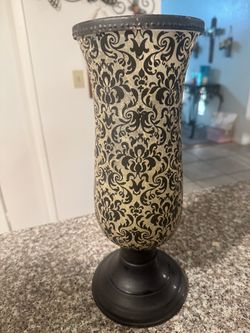 Decorative vases