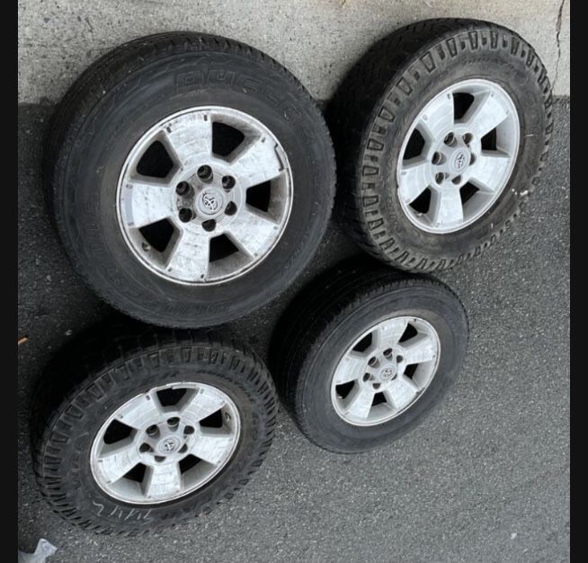 4 X 265/65r17 6x5.5 6x139.7 Stock Tacoma Tundra 4Runner Sequoia Rims Wheels Yukon Tahoe Good 80% Treads Tires