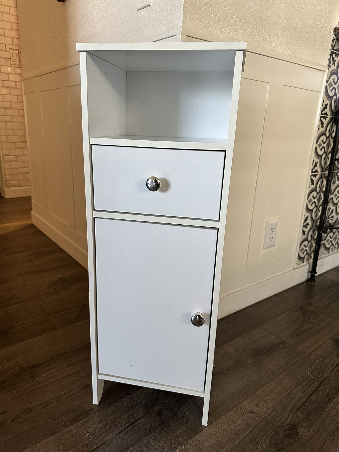 Small Bathroom Cabinet With Drawer And Shelves