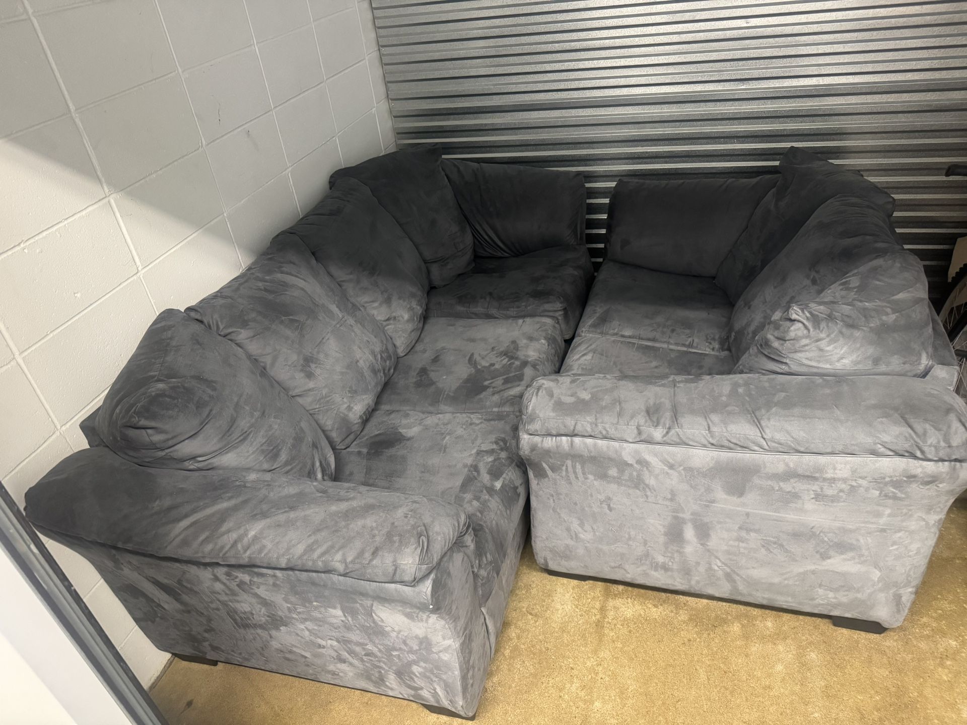 Gray Couch & Pull-Out Sleeper Sofa Set – Clean, No Tears!