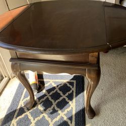 2 Brown End Tables