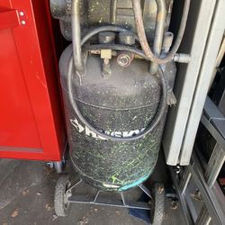 Husky Compressor 